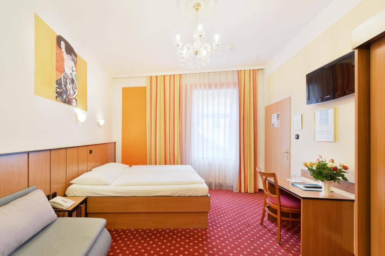 Garten- Und Kunsthotel Gabriel City Viena Exterior foto