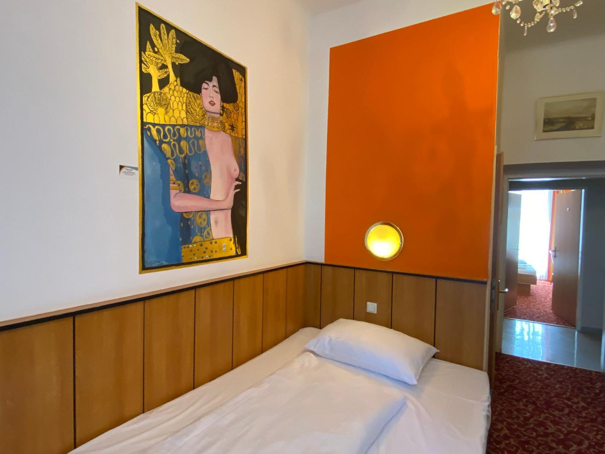 Garten- Und Kunsthotel Gabriel City Viena Exterior foto